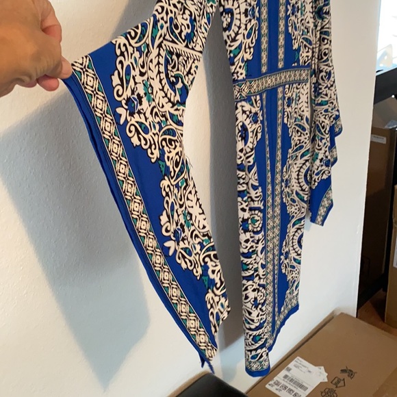 VENUS Dress - Picture 4 of 11